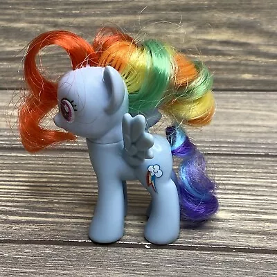 Hasbro 2010 My Little Pony Rainbow Dash Blue Winged Pony Multi Colored Mane 3” • $8.99