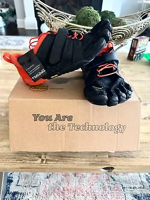 Vibram Fivefingers V-train 2.0 • $85