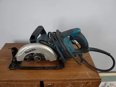 Makita 5477NB 7 1/4 Inch Corded Hypoid Circular Saw - Parts Only Not Working • $25