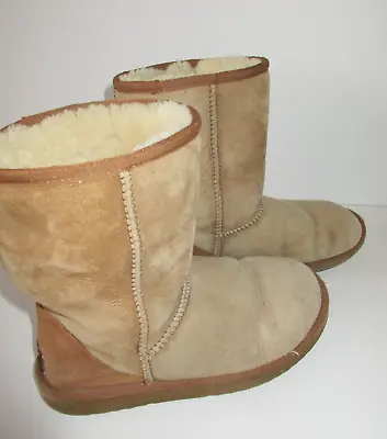 UGG Tan  Classic Short Boots  S/N 5825 Size 7 • $19.99