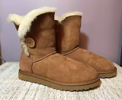 UGG Women's Bailey Button II Suede Shearling Cozy Boots Tan Size 7 • $59