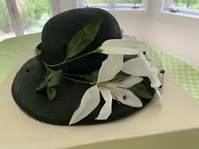 Vintage Plaza Suite By Betmar. Women's Hat. Black W White Flowers. • $54