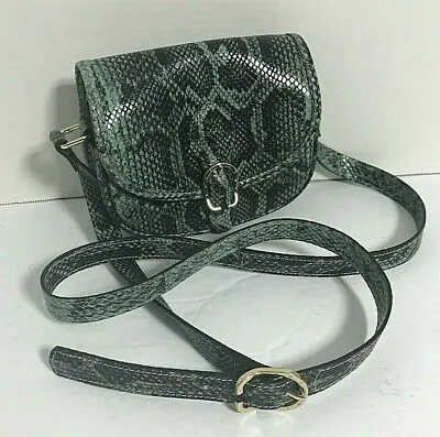 Long Champ Woman's Green/black Mini Bag Horseshoe Hallmarked  • $159