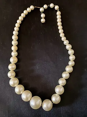 Vintage Faux Pearl Necklace Single Strand  Champagne Hook Closure • $14