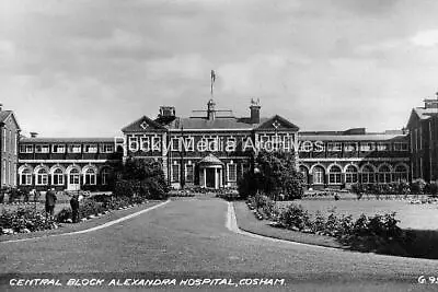 Iop-93 Cosham Hospital Portsmouth. Hampshire. Photo • £3.35