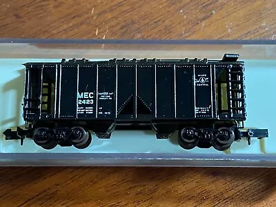 Loco-Motives N Scale Maine Central 2-Bay Covered Hopper • $3.95