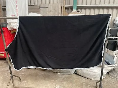 Black Fleece Horse Rug 198cm • £10