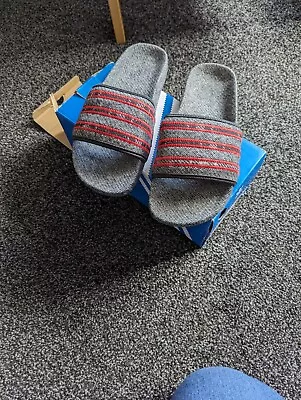 Adidas Sliders Size 9 New • £10