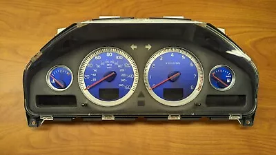 2005-2014 Volvo XC90 R Design OEM Instrument Cluster Speedometer Blue Gauges • $120