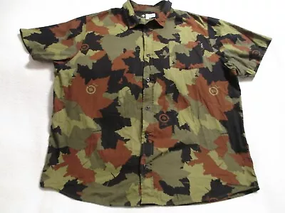 Men's Camo Dress Shirt • $8