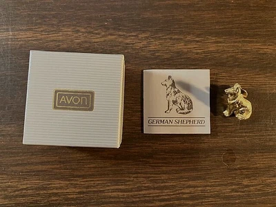 $2.99 • Buy German Shepherd, Gold-toned Lapel Pin, Brand New
