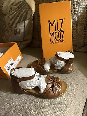 Miz Mooz Dory Sandal Brandy Ladies Size 7 • $10