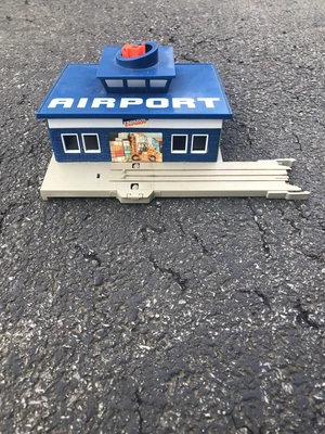 $9.99 • Buy TYCO US1 Electric Trucking Slot Car Airport  #3435 (UNTESTED)