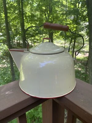 $12.99 • Buy VINTAGE 9.5” Enamelware Teapot Cream/Red EXCELLENT CONDITION