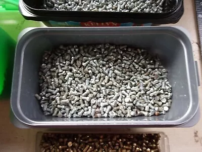 £11 • Buy Meccano 200 Zinc Slotted Cheese Head Bolts 6mm  - Part 37b - Taken From This Box