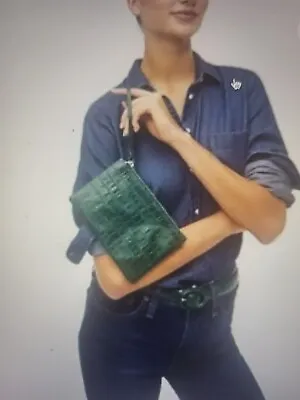 NWT J. Crew Crocodile Embossed Leather Wristlet Clutch Academic Forest Green $45 • $19.99