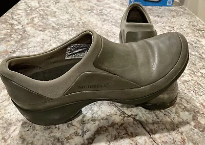 MERRELL Spire Stretch Green Leather Women’s Slip On Comfort Loafers Size 6.5 • $22