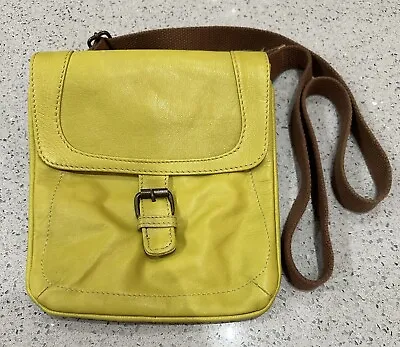 Lime Green Leather Shoulder Crossbody Bag In Good Condition. • £16.99