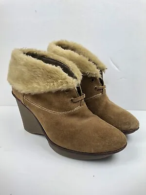 B. Makowsky Nellie Brown Suede Leather Faux Fur Cuff Wedge Ankle Boot Women 8.5 • $19.99