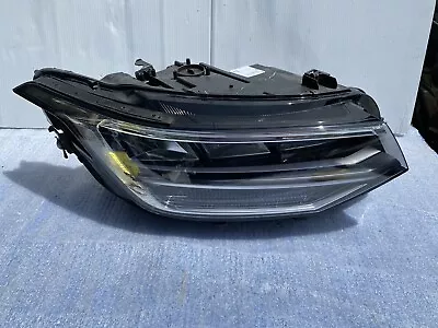 Reflector 2022 2023 Volkswagen Tiguan Right LED Headlight RH OEM 5NL-941-036-A • $199.98