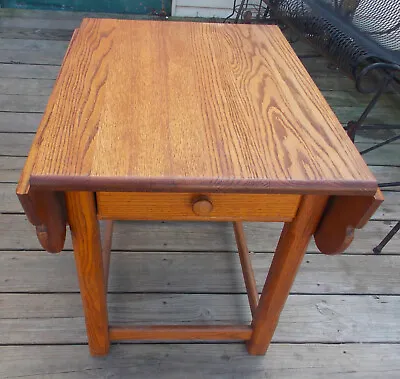 Mid Century Quartersawn Oak Dropleaf End Table / Side Table By Stull (ET335) • $314.10