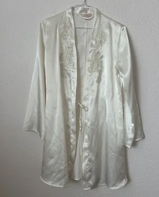 Victoria Secret White Robe Embroidered Size XS Perfect For Brides • $14.99