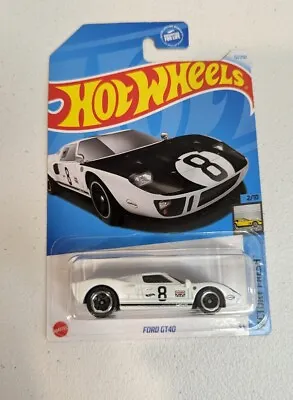 Hot Wheels 2024 Ford GT40 FACTORY FRESH 2/10 8 Ball White And Black • $4.99