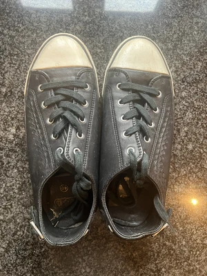 £15 • Buy Ash Trainers 7