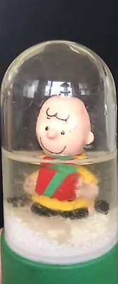 RARE Vintage Peanuts ©️UFS Collectible Charlie Brown Snow Globe/Water Bottle Cap • $8