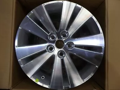 Holden WM Statesman Caprice 18  X 8  Mag Wheel Genuine GM • $650