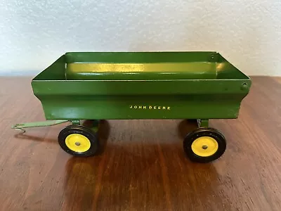 1/16 Vintage  John Deere Flare Wagon • $10