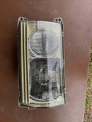 MERCEDES W123 Depot EURO HEADLIGHT DRIVER SIDE 300 CD TD WAGON EXCELLENT LIGHT • $300