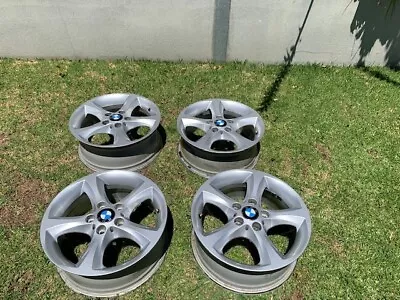 $500 • Buy BMW 120i E88 Original 17  Alloy Rims X4 (One Cracked)