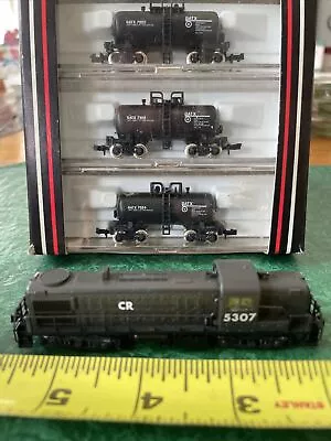 N Gauge Scale CN Locomotive#5307 With (3) Brand New Atlas “beer Can” Tank Cars. • $10.50