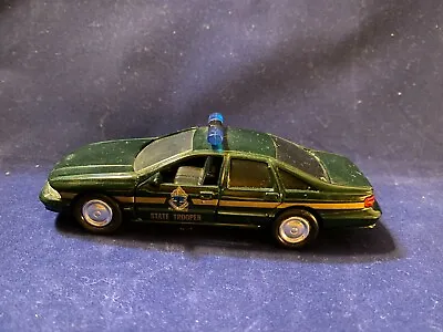 POLICE Die Cast CAR...ROAD CHAMPS 5  (1:43) VERMONT STATE TROOPER- Chev Caprice • $14