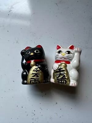 Chinese LUCKY CAT Waving Arm Good Luck  Mini Feng Shui Japanese Maneki Neko  A44 • £6