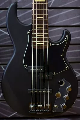 Yamaha Electric Bass Black 5-String BB735A Matte Translucent & Case • £1198.80