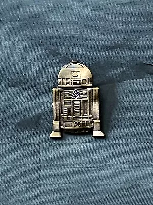 Master Mason Robot Droid Square Compass Lapel Pin Star Battle Station NEW! • $9.95