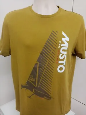 Musto T Shirt Size Men's Medium • £27