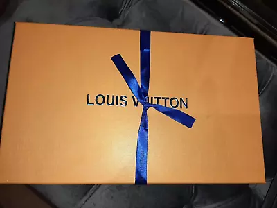 £4.99 • Buy LOUIS VUITTON Gift Box With Blue Tie