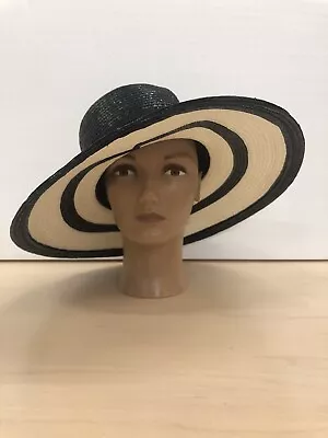 Women’s VTG Plaza Suite By Betmar B&W Hat Wide Brim OS EUC Spring Easter Derby • $35