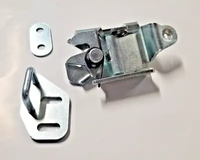 Fits 70 71 72 73 74 E-Body Challenger Cuda Bucket Seat Latch And Striker RH NEW • $67