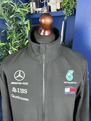 Mercedes AMG Petronas Racing F1 Formula One Black Softshell Jacket Large Mens • £79.99