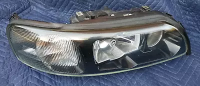 2005-07 VOLVO V70R XC70 S60R OEM JDM Right Glass Black Headlight Lamp XENON HID • $289