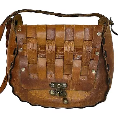 Vintage 70s Shoulder Bag Purse Handcrafted Hand Tooled Leather Basket Weave Boho • $79.99