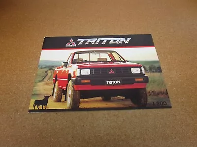 1987 Mitsubishi Triton Pickup Truck Australia Sales Brochure 12 Page • $14