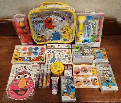 NEW 20 Piece Set Wet N Wild Sesame Street Makeup Collection Including Makeup Bag • $120