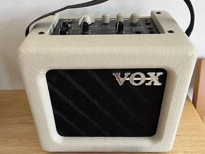 VOX MINI 3 G2 IV Ivory Guitar Modeling Amplifier Combo 3W RMS Portable 6 AA • $117.44