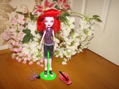£28.99 • Buy Monster High, First Wave, Operetta Doll With Pet Spider, Bag And Stand