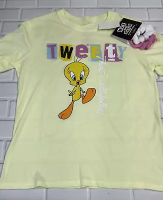 Looney Tunes Tweety Bird T-Shirt Crew Neck Yellow Juniors Size 7-9 Medium • $12